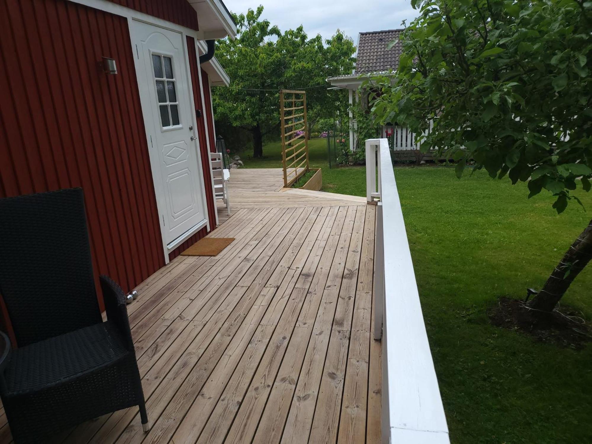 트로사 Lilla Huset Med Stor Traedgardstomt Naera Golf Och Hav 빌라 외부 사진